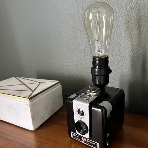 Antique Camera Table Lamp | Kodak Brownie | Works - Picture 3 of 3